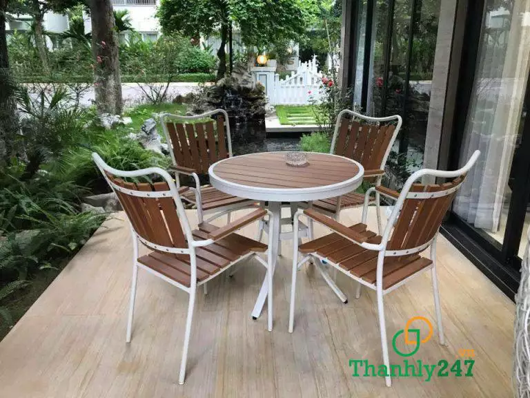 Mẫu bàn ghế quán cafe phong cách vintage